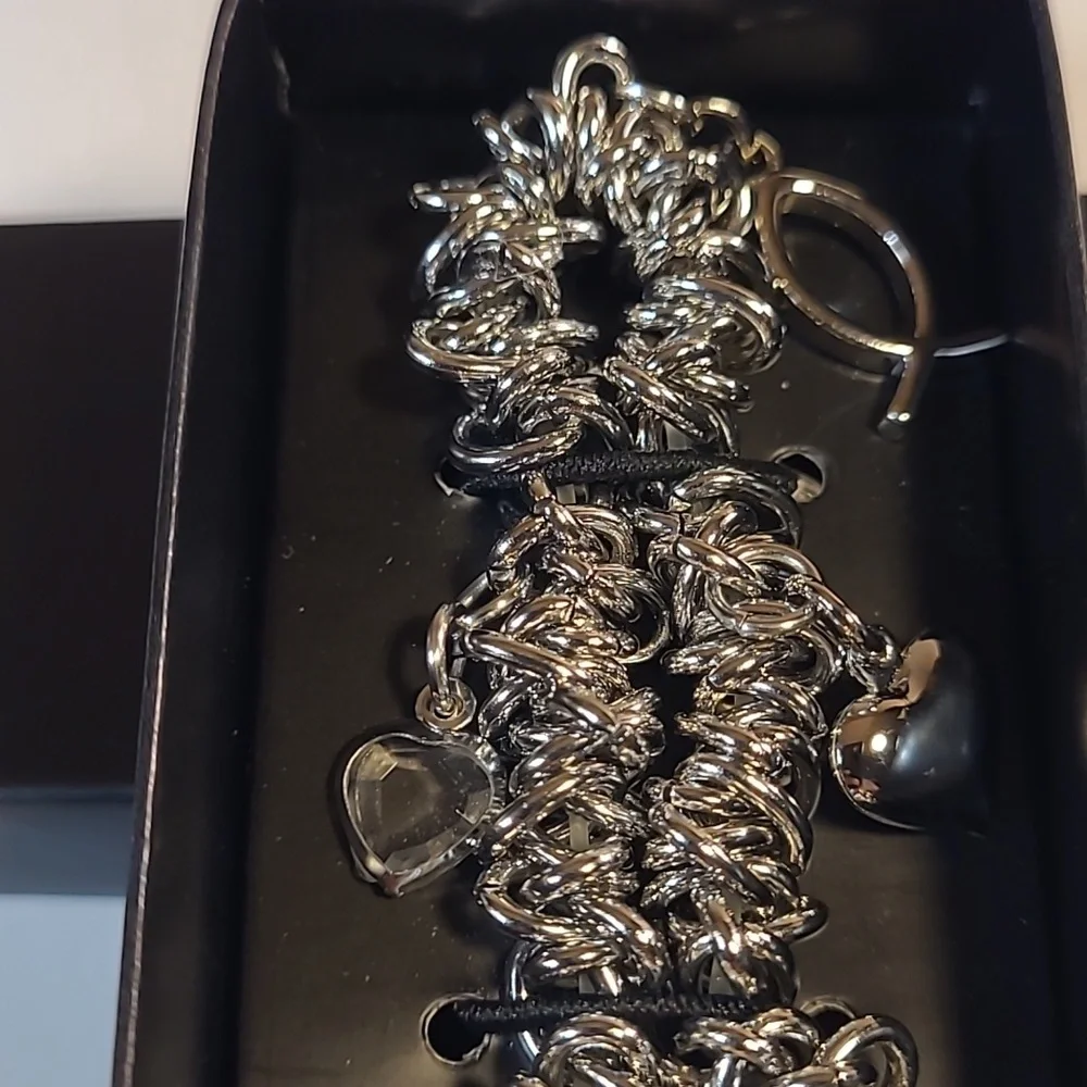 New In Box Avon Silver Charm Cross Watch Bracelet - Picture 5 of 7